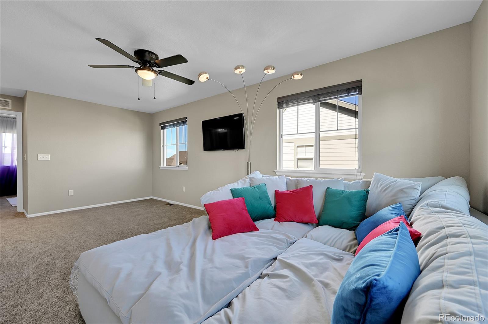 MLS Image #27 for 25486 e 4th place,aurora, Colorado