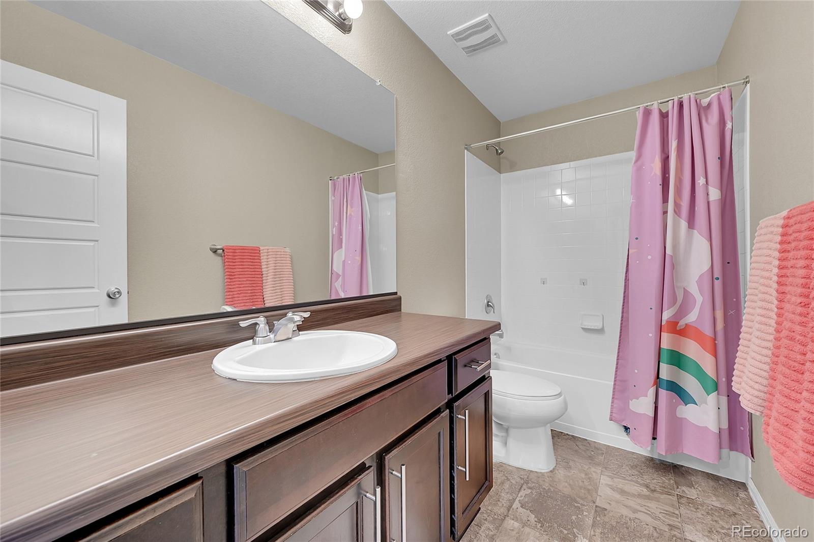 MLS Image #30 for 25486 e 4th place,aurora, Colorado