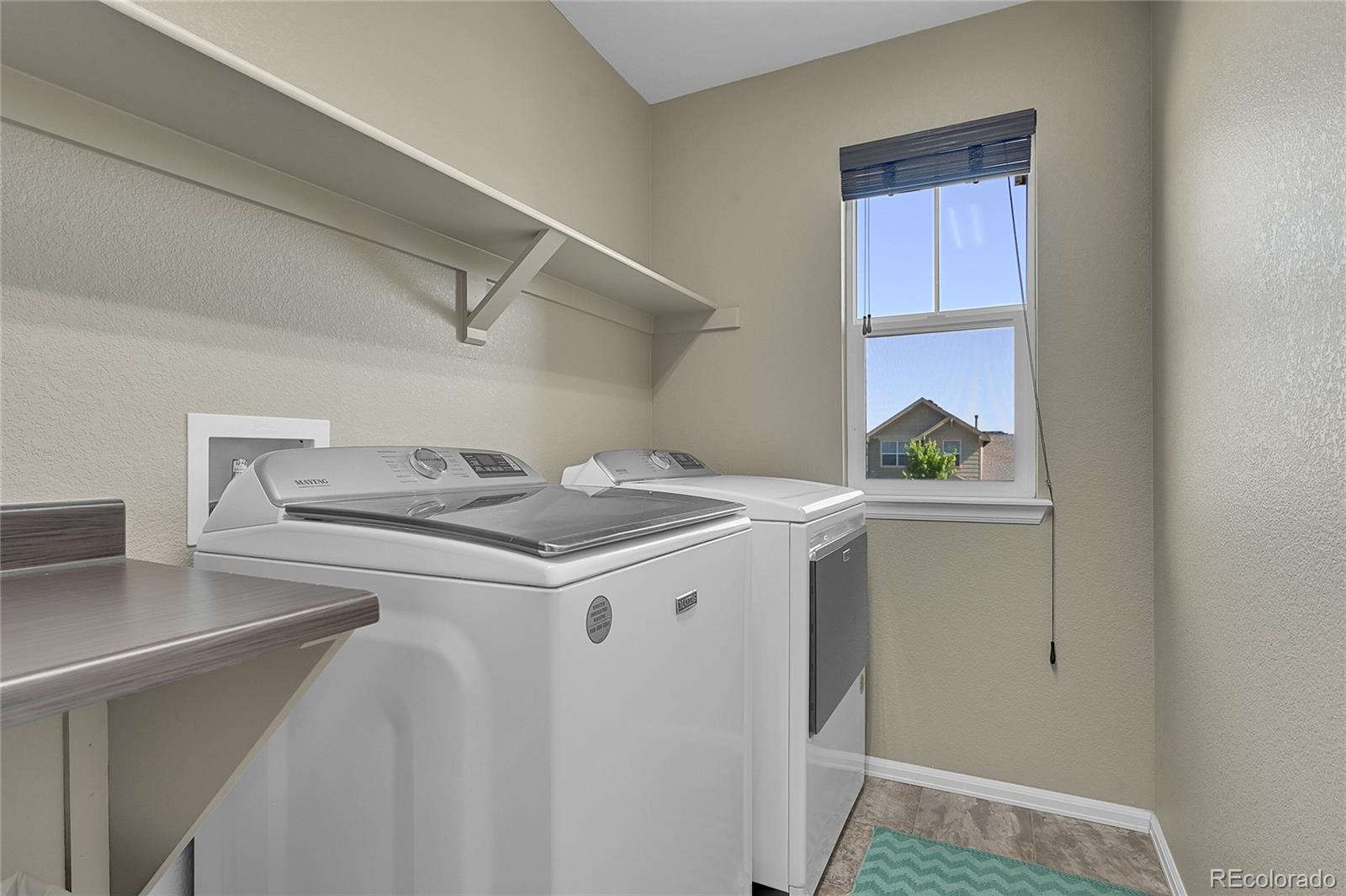 MLS Image #31 for 25486 e 4th place,aurora, Colorado