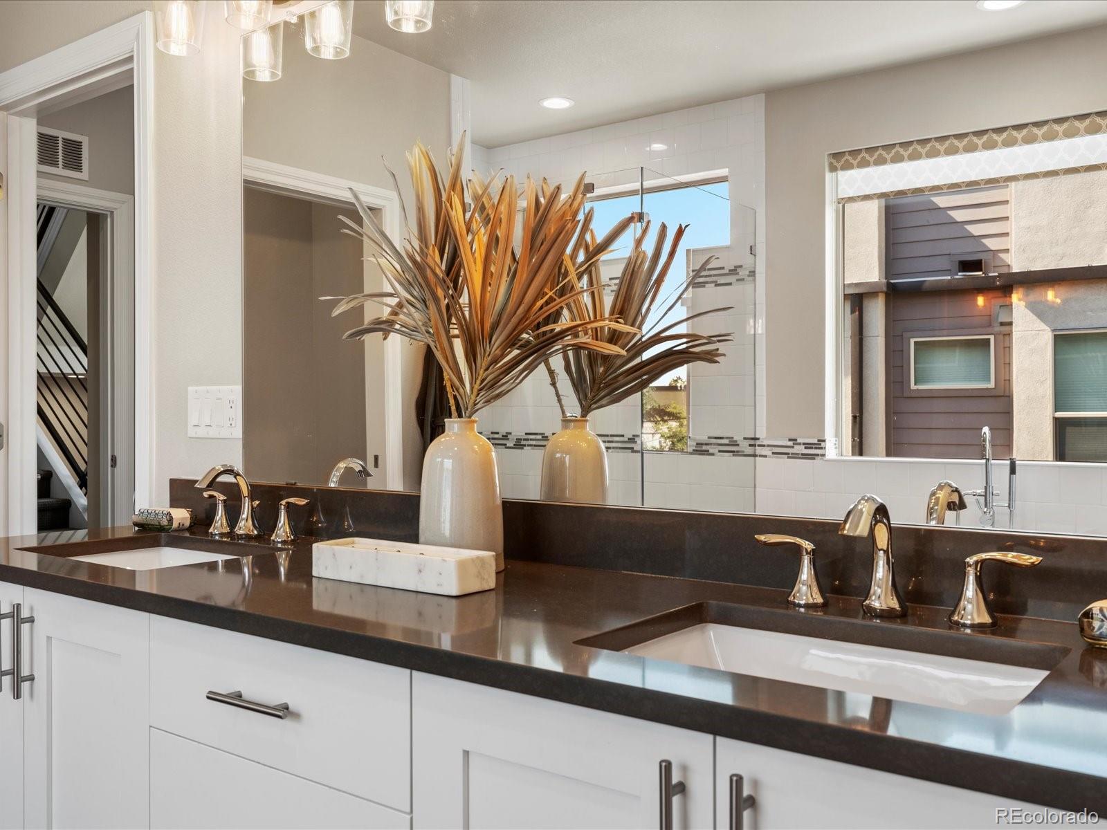 MLS Image #32 for 1819  gaylord street,denver, Colorado