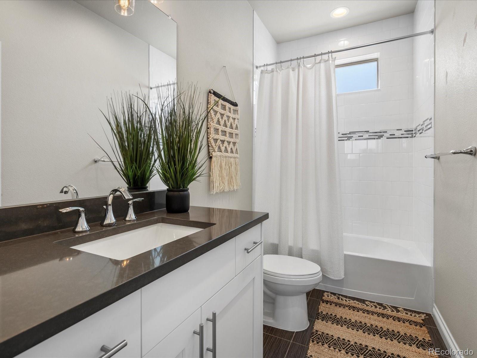MLS Image #38 for 1819  gaylord street,denver, Colorado