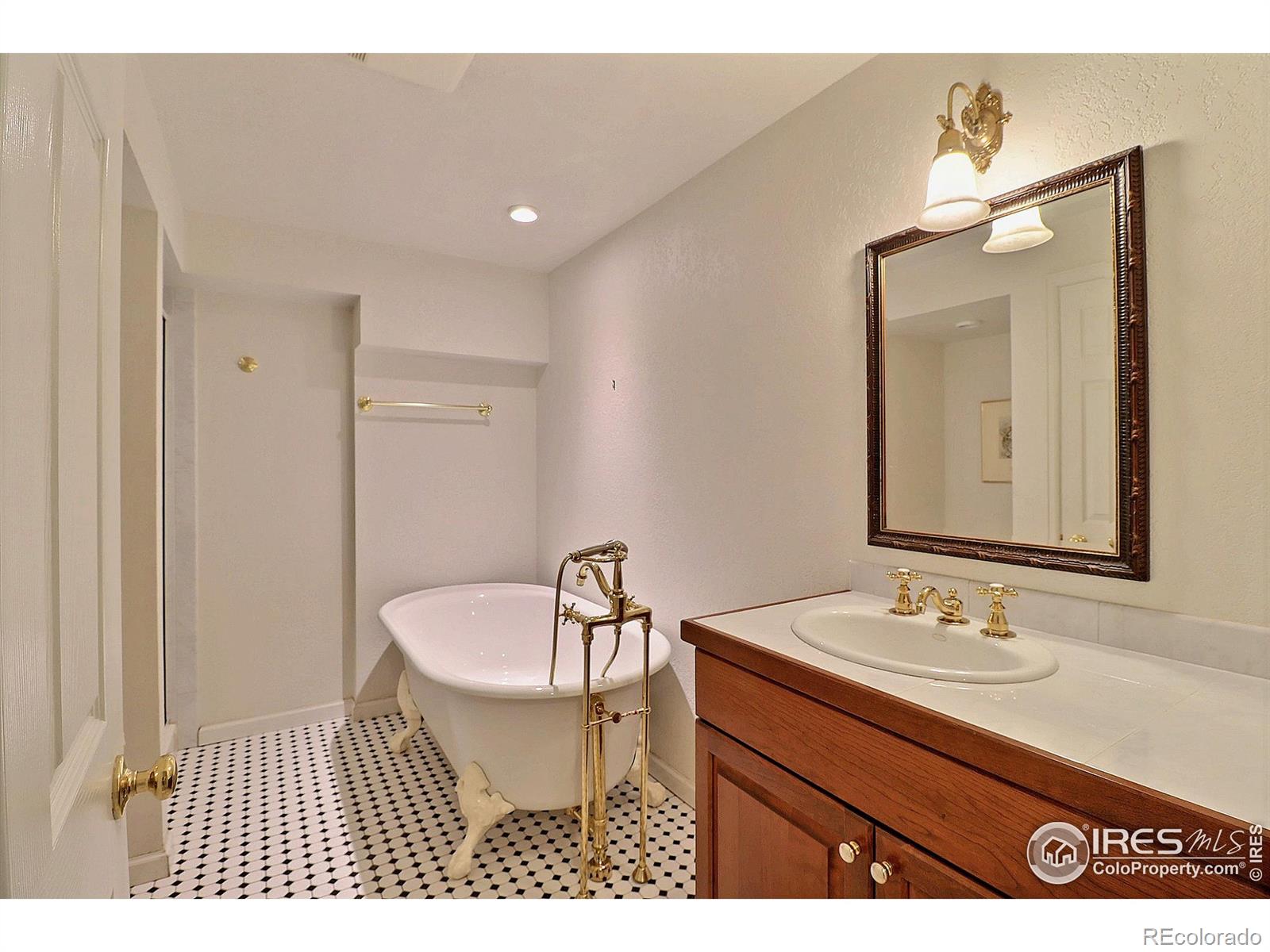 MLS Image #34 for 2350  44th avenue,greeley, Colorado