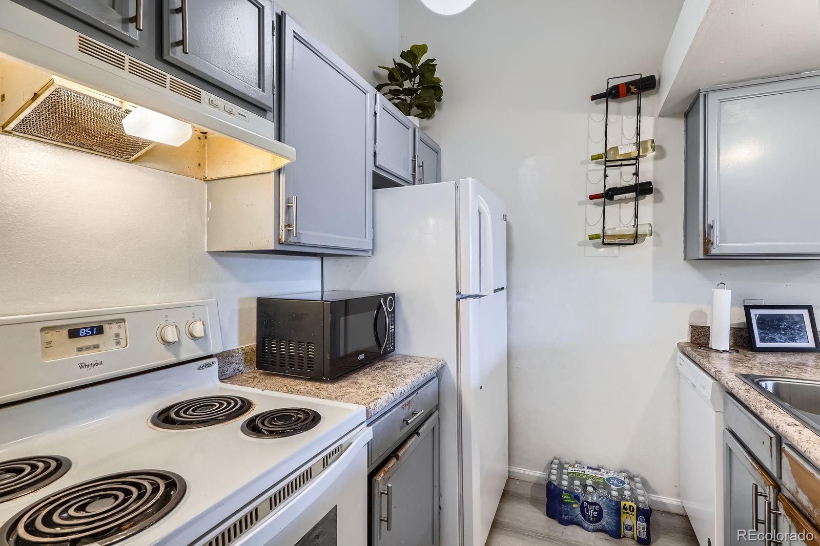 MLS Image #3 for 497 s memphis way,aurora, Colorado