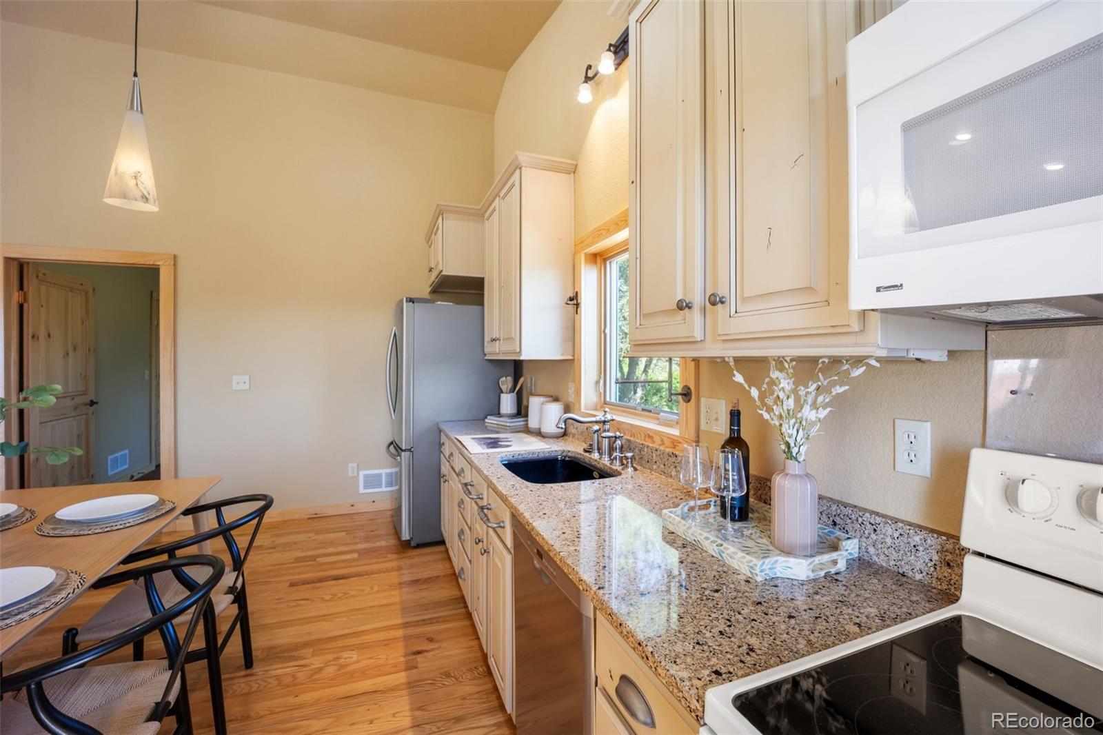 MLS Image #10 for 382  largo avenue,palmer lake, Colorado