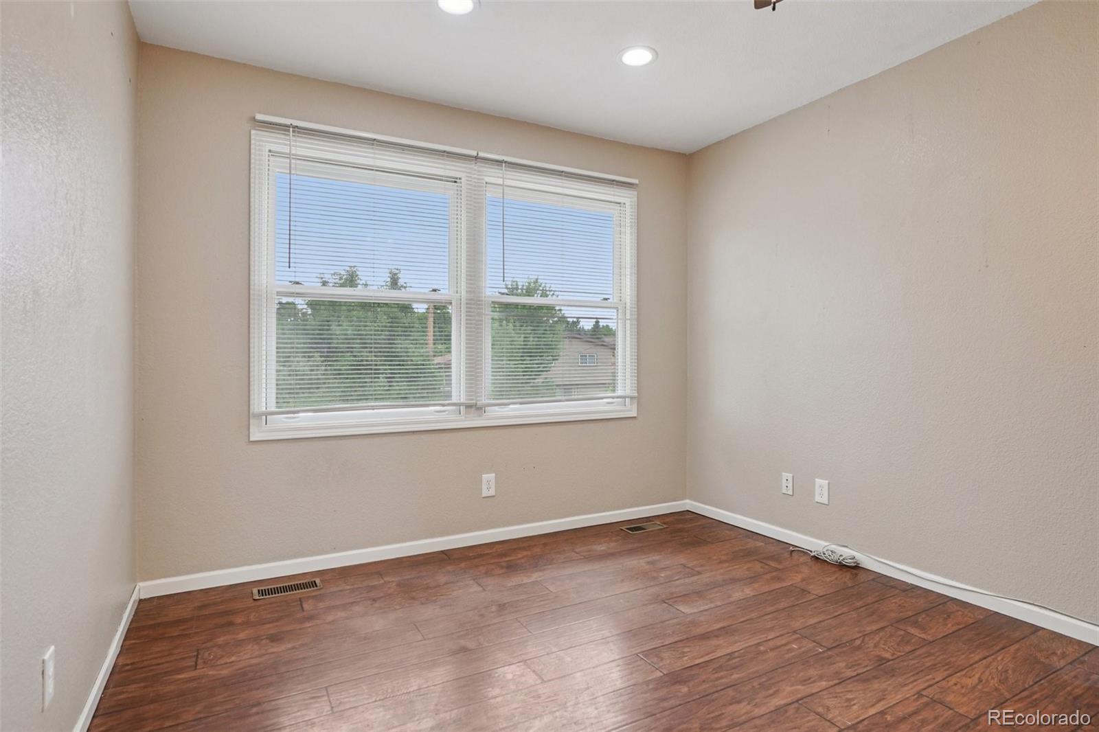 MLS Image #13 for 7667 w brook drive,littleton, Colorado