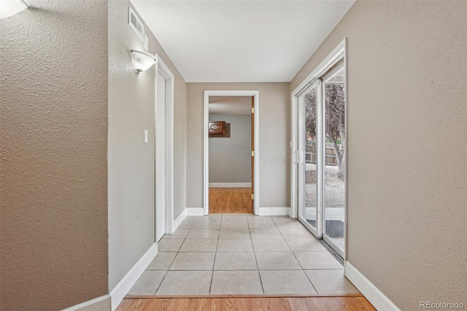 MLS Image #16 for 7667 w brook drive,littleton, Colorado