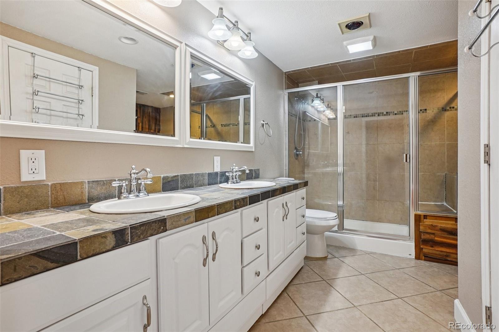 MLS Image #21 for 7667 w brook drive,littleton, Colorado