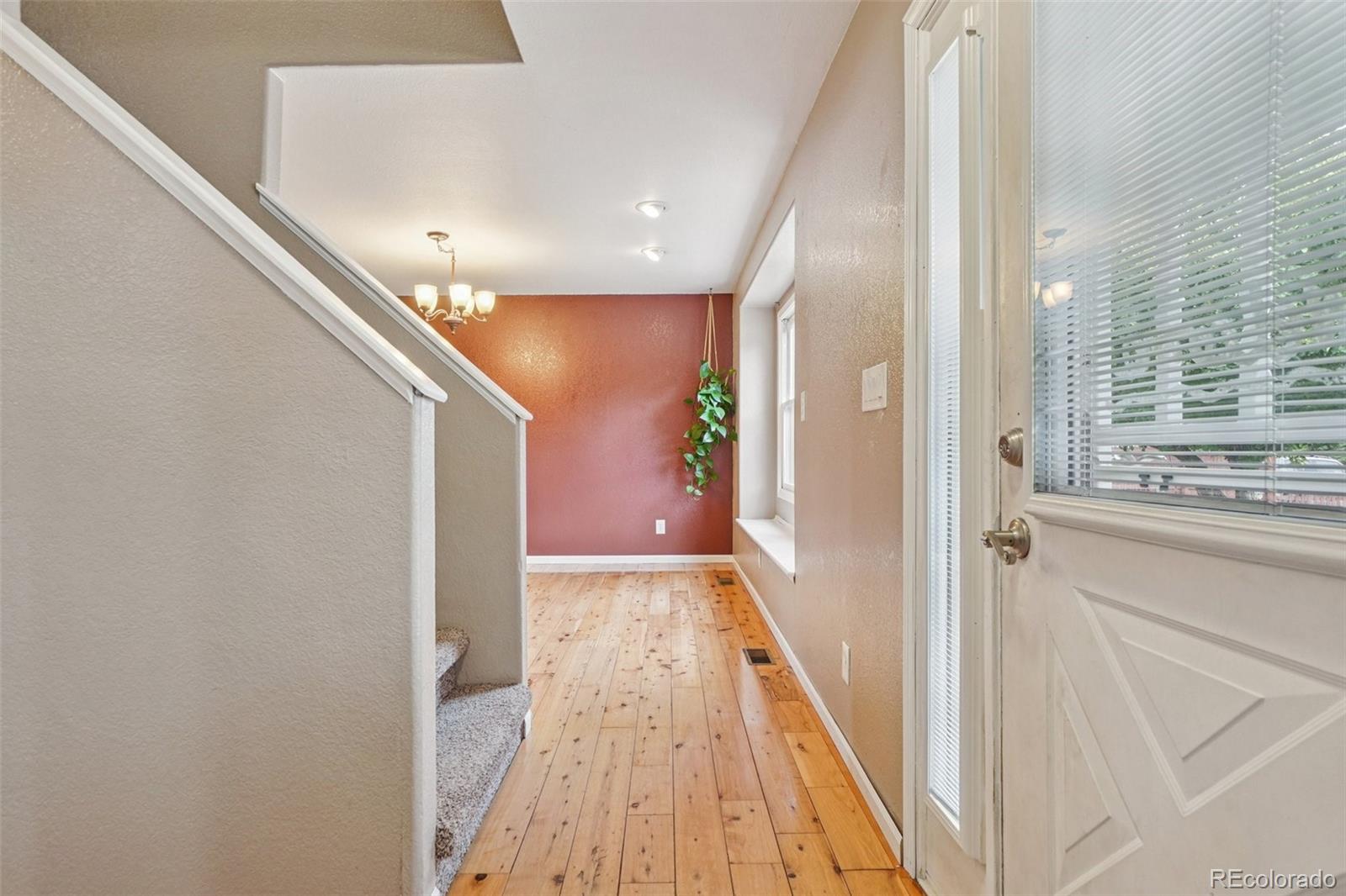 MLS Image #3 for 7667 w brook drive,littleton, Colorado