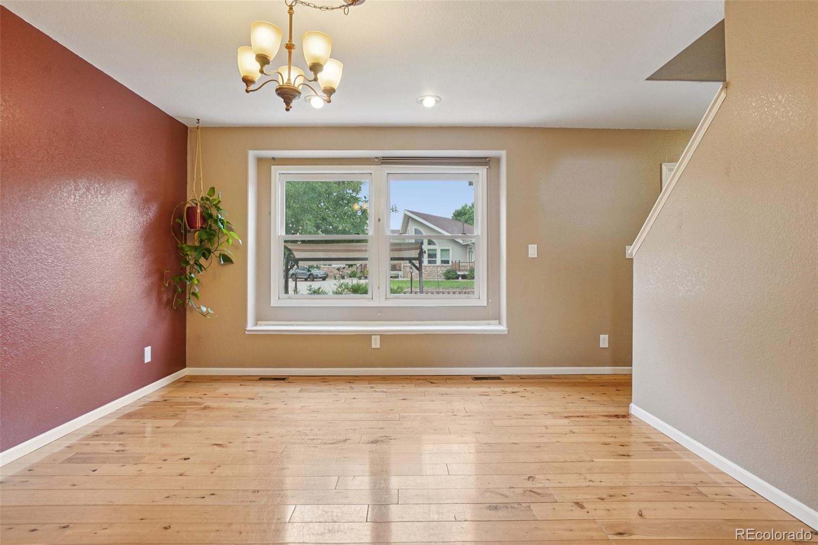 MLS Image #5 for 7667 w brook drive,littleton, Colorado