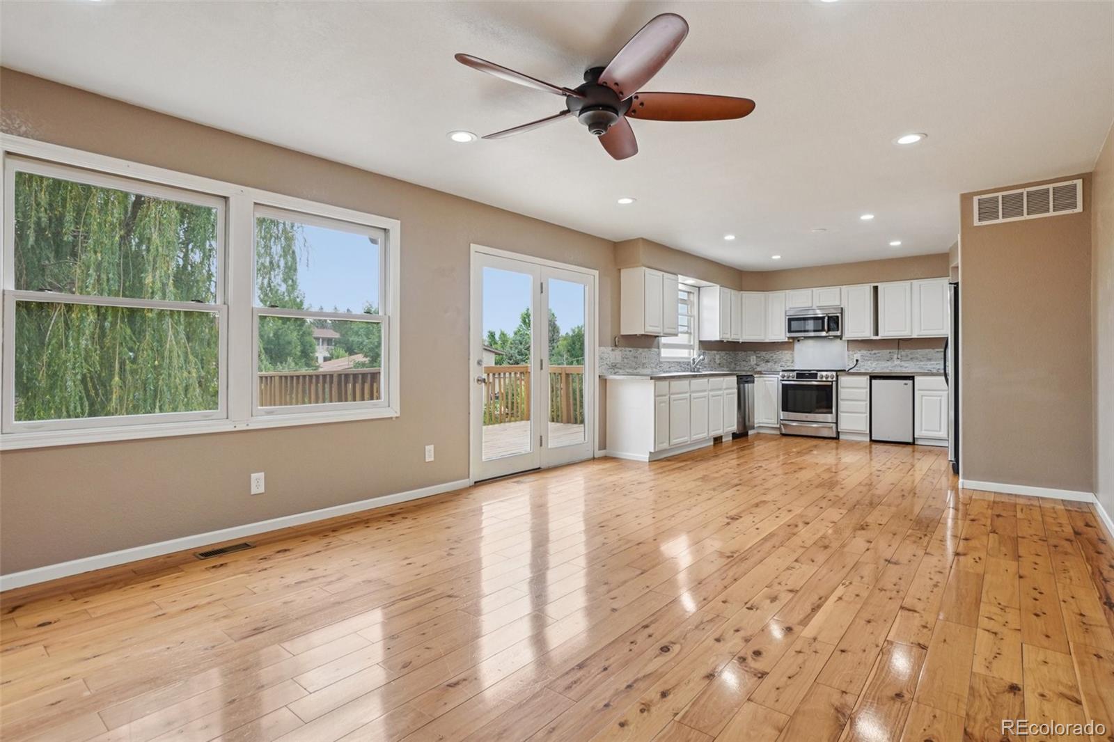 MLS Image #7 for 7667 w brook drive,littleton, Colorado