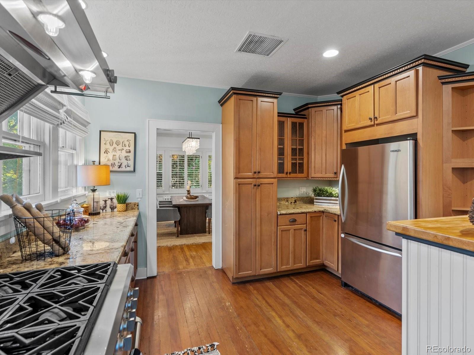 MLS Image #24 for 600  york street,denver, Colorado