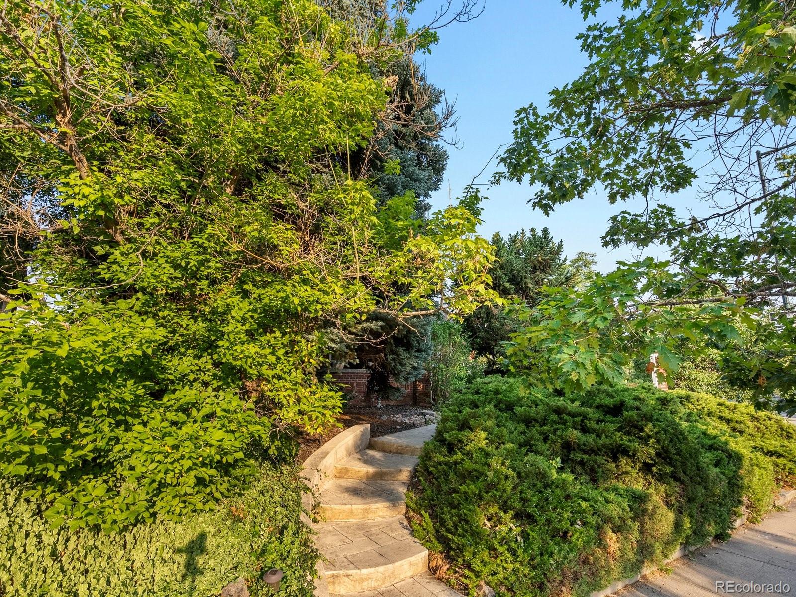 MLS Image #3 for 600  york street,denver, Colorado