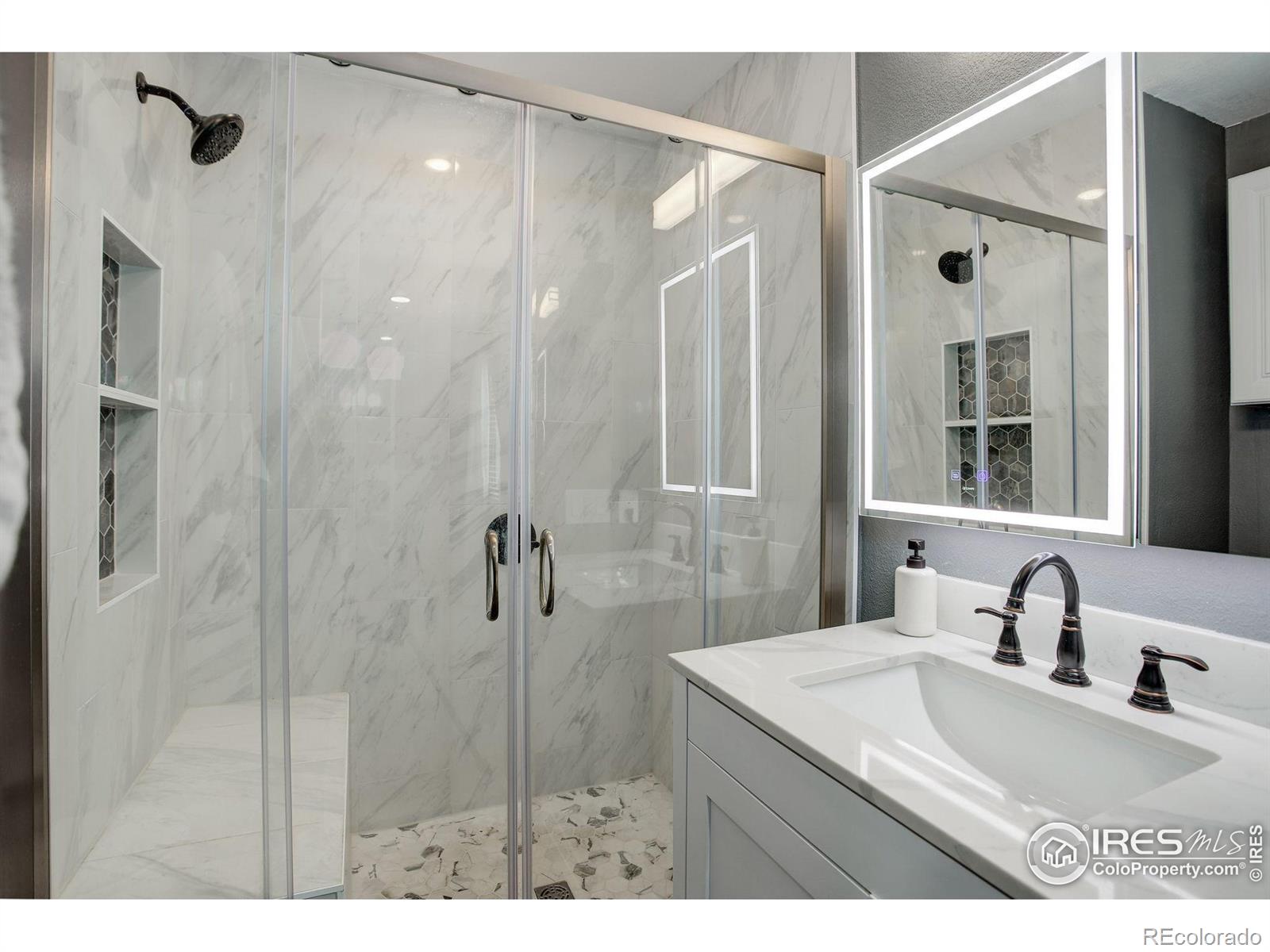 MLS Image #3 for 1204 s uvalda street,aurora, Colorado