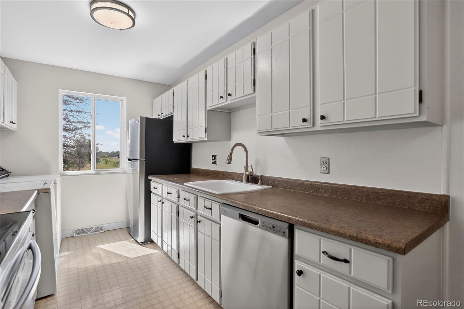 MLS Image #8 for 7902  chase circle,arvada, Colorado