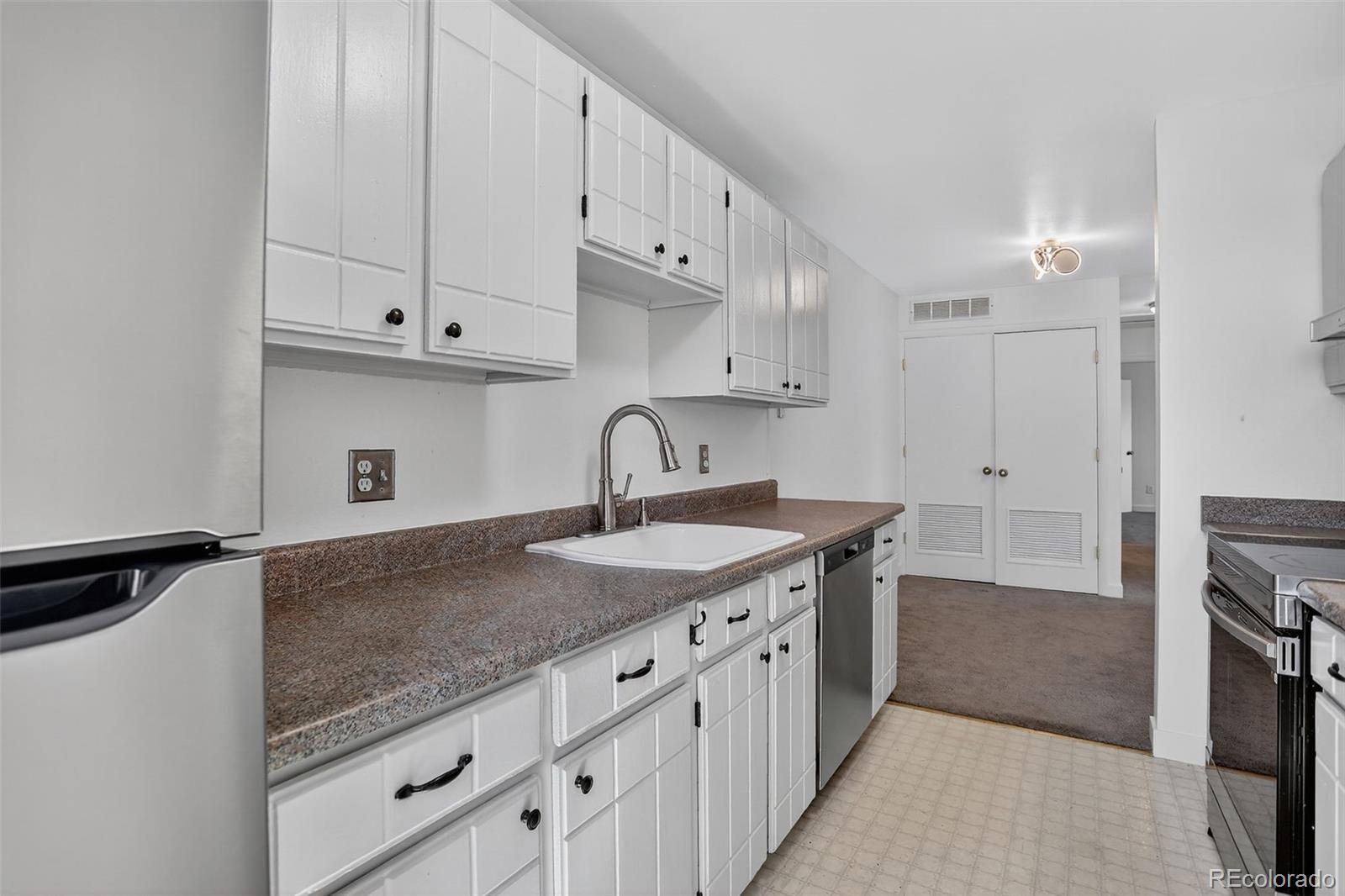 MLS Image #9 for 7902  chase circle,arvada, Colorado