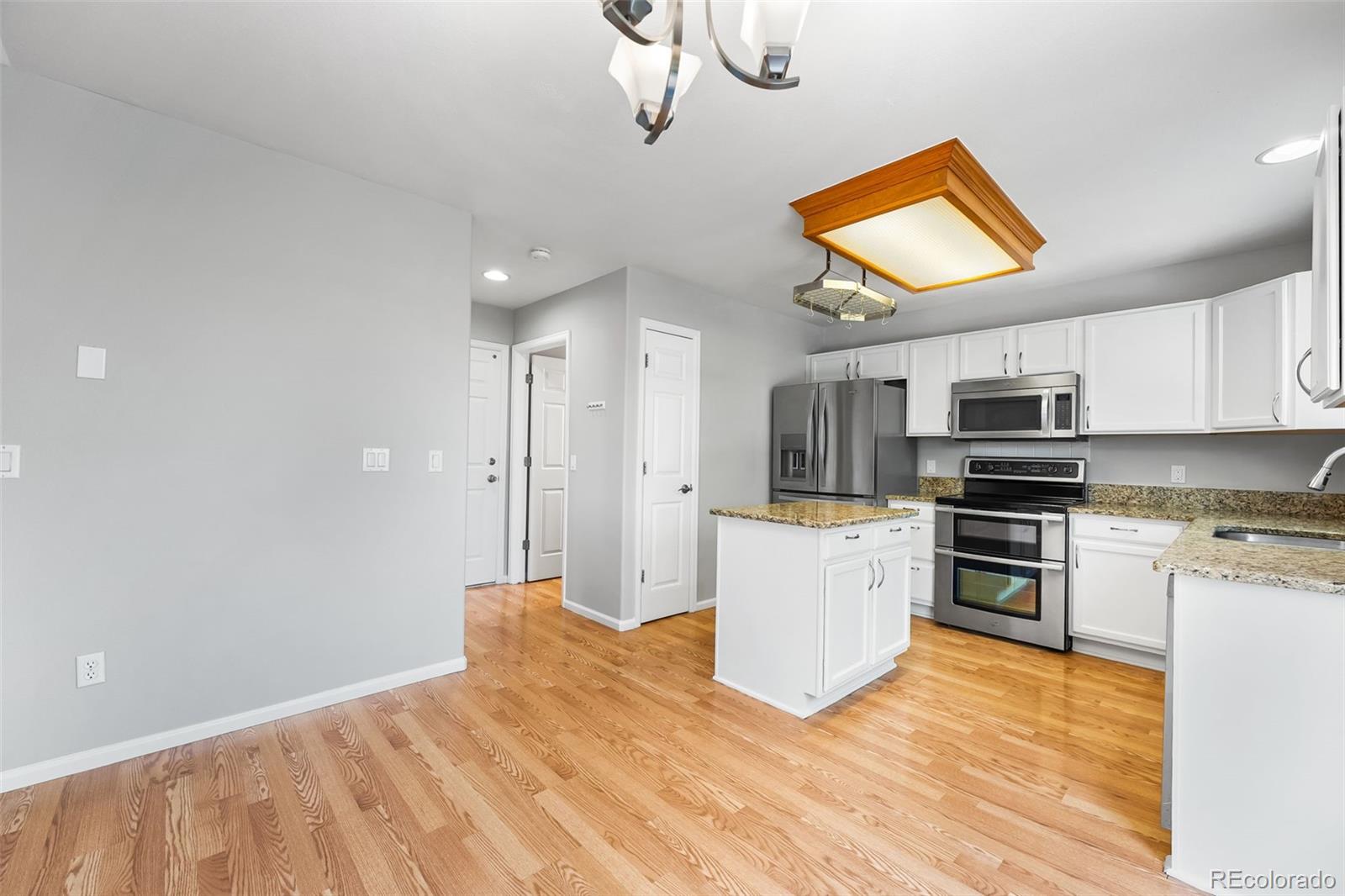 MLS Image #8 for 9540  high cliffe street,highlands ranch, Colorado