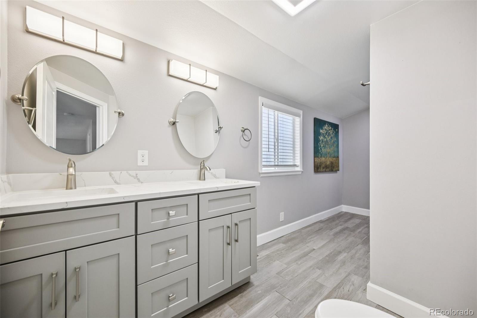 MLS Image #23 for 2880 s high street,denver, Colorado
