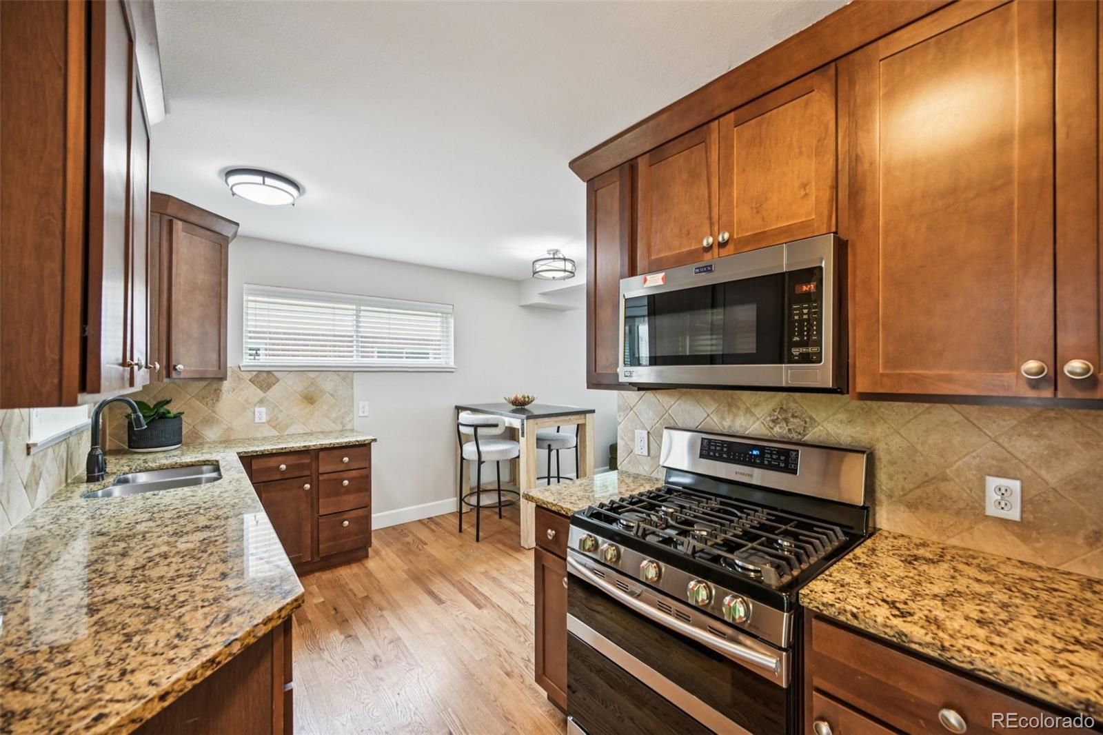 MLS Image #9 for 2880 s high street,denver, Colorado