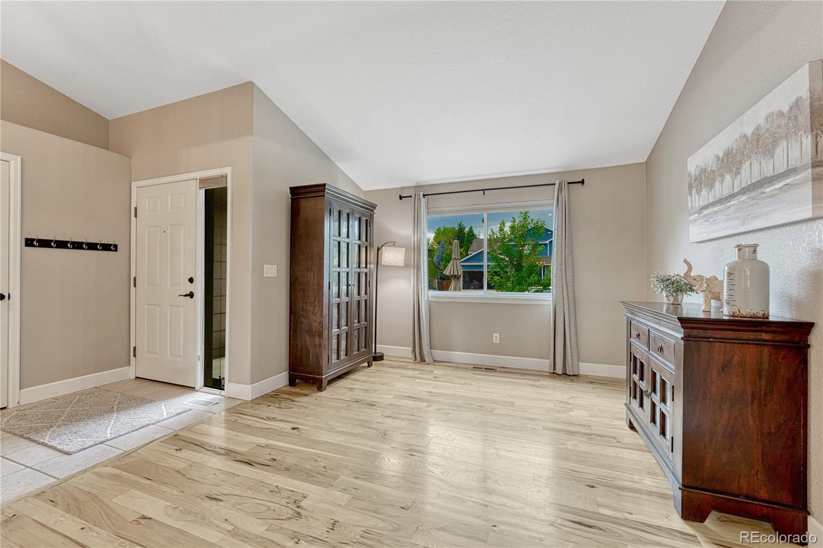 MLS Image #10 for 5402 s queen way,littleton, Colorado