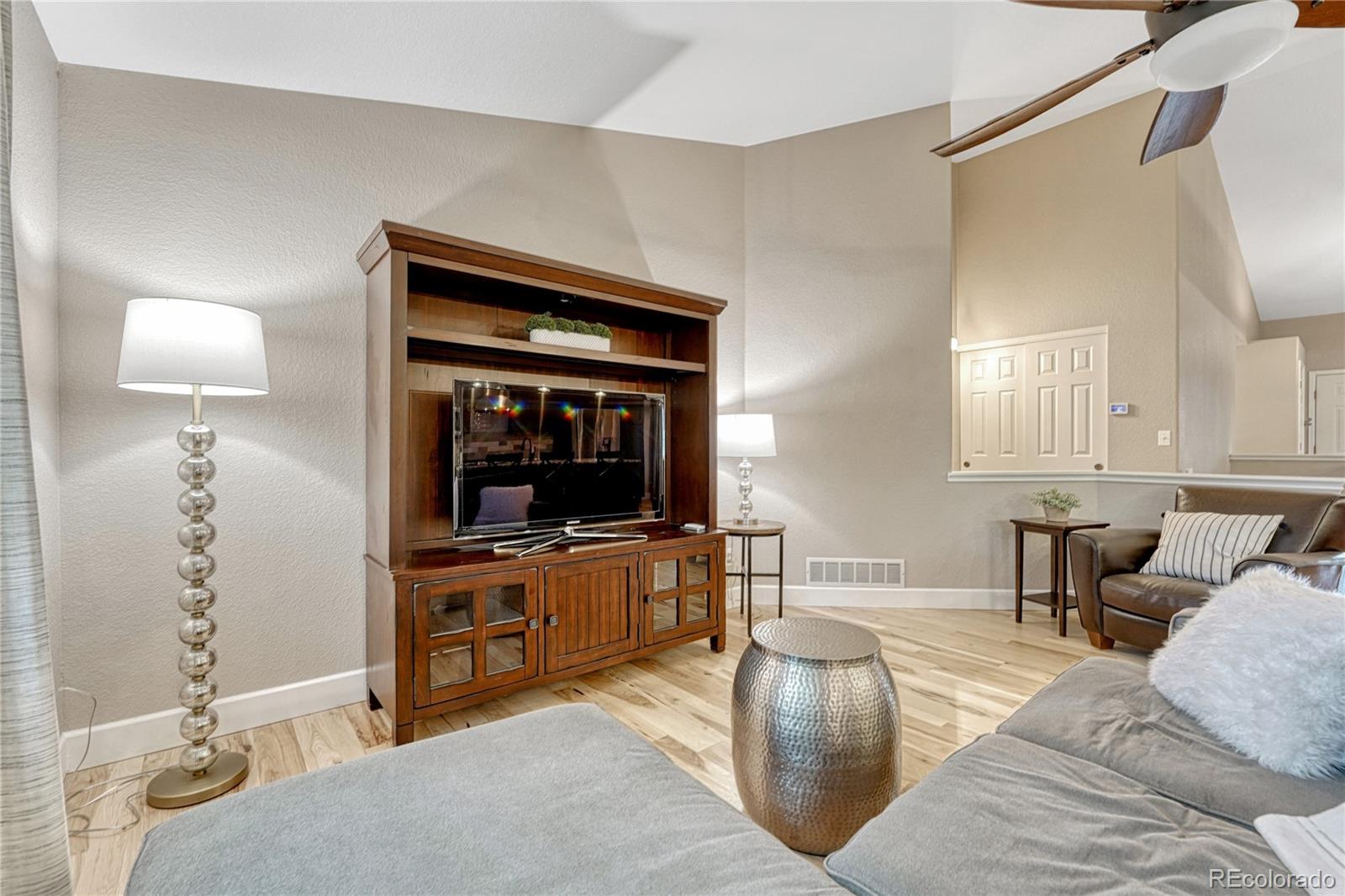 MLS Image #13 for 5402 s queen way,littleton, Colorado