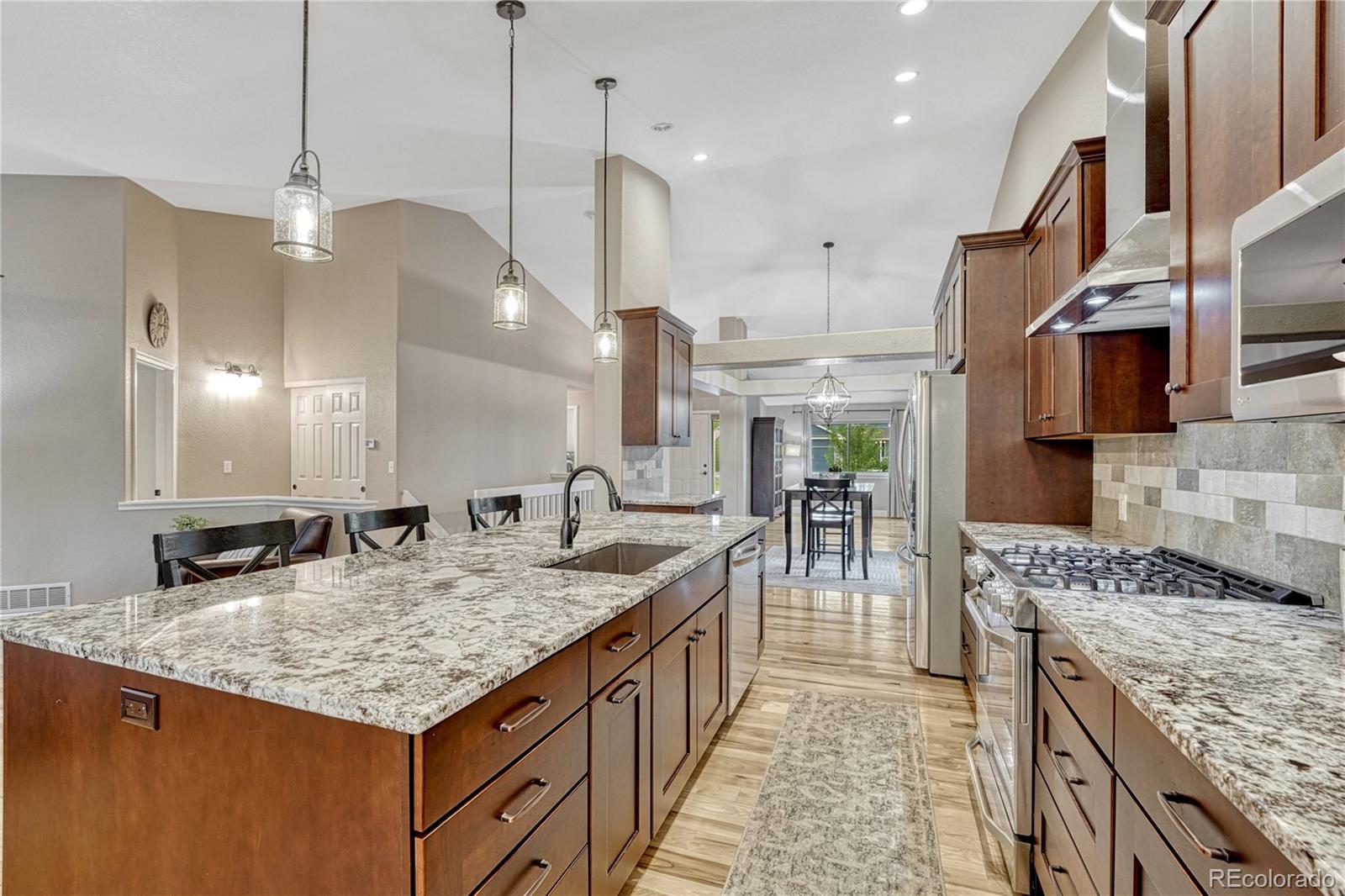 MLS Image #17 for 5402 s queen way,littleton, Colorado