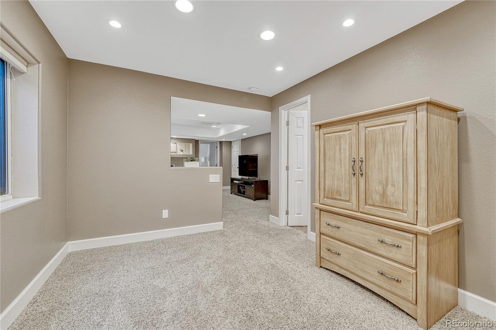 MLS Image #32 for 5402 s queen way,littleton, Colorado