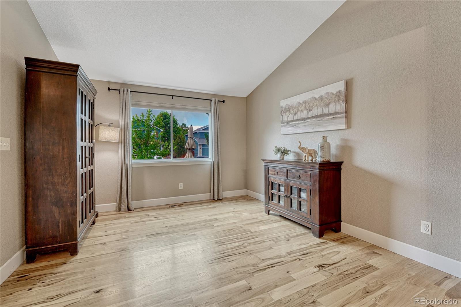 MLS Image #5 for 5402 s queen way,littleton, Colorado
