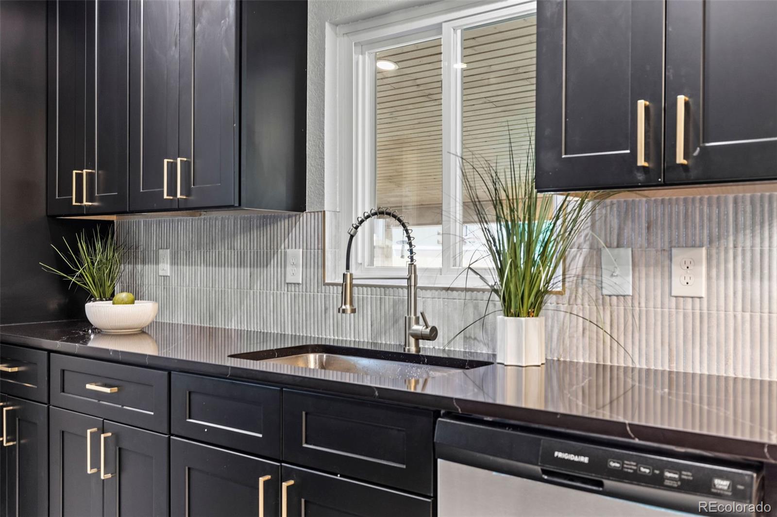 MLS Image #12 for 1310 e amherst avenue,englewood, Colorado