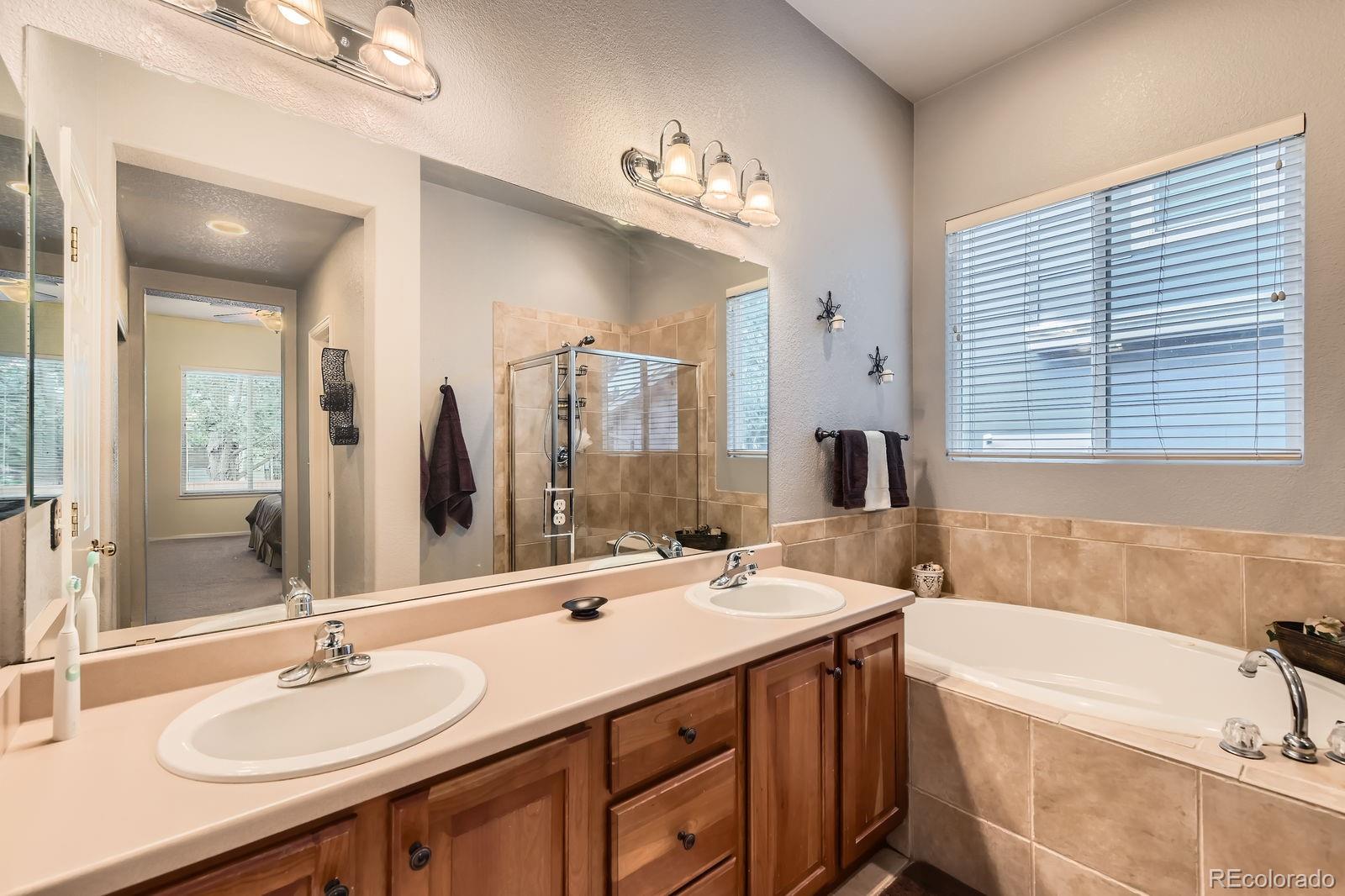 MLS Image #11 for 10463  nucla street,commerce city, Colorado