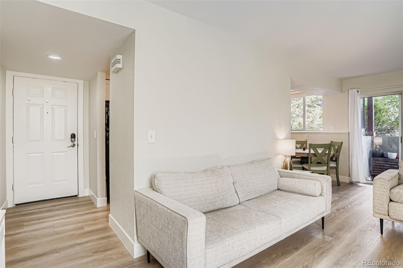 MLS Image #4 for 17630 e loyola drive,aurora, Colorado
