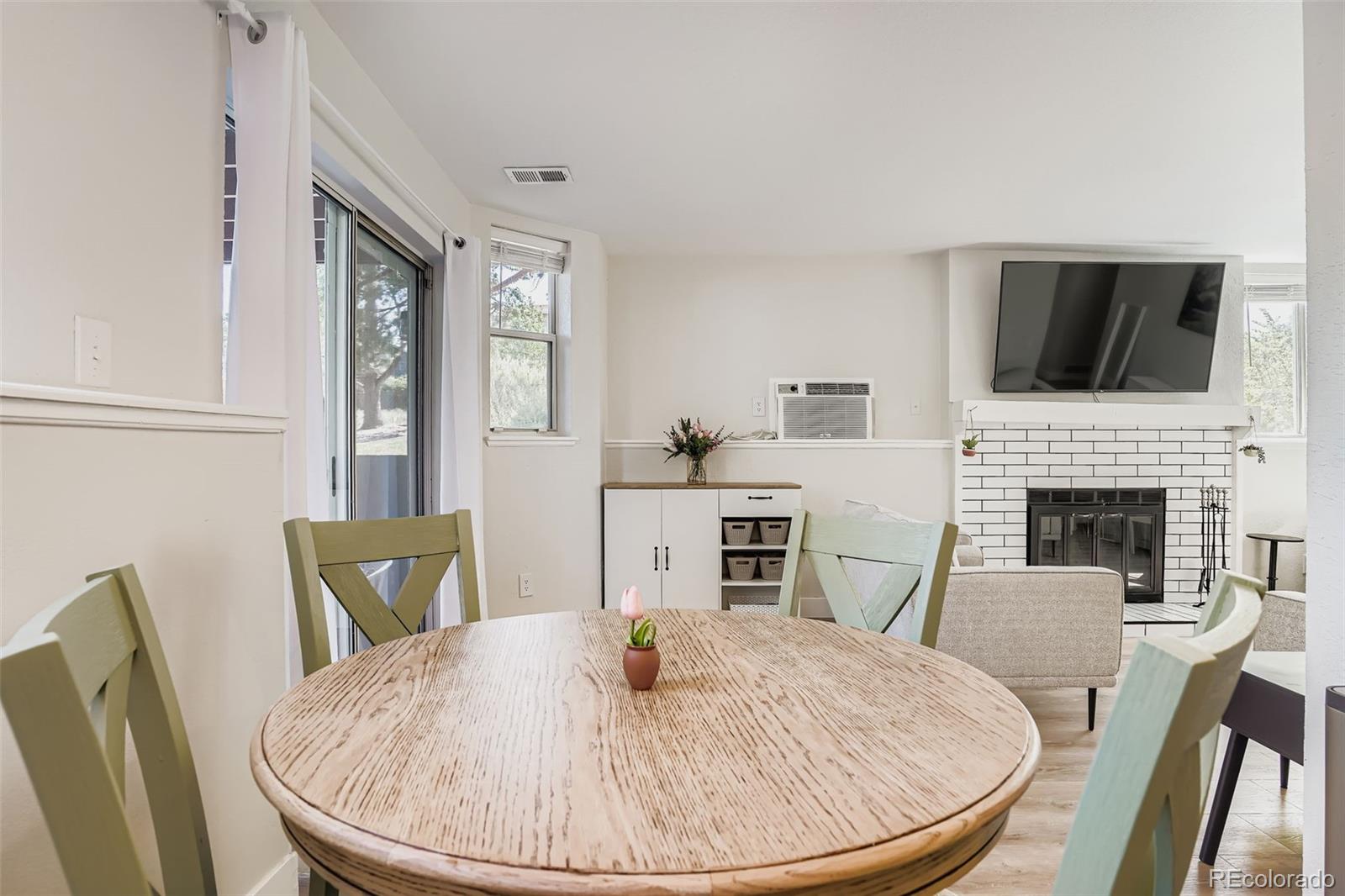 MLS Image #9 for 17630 e loyola drive,aurora, Colorado