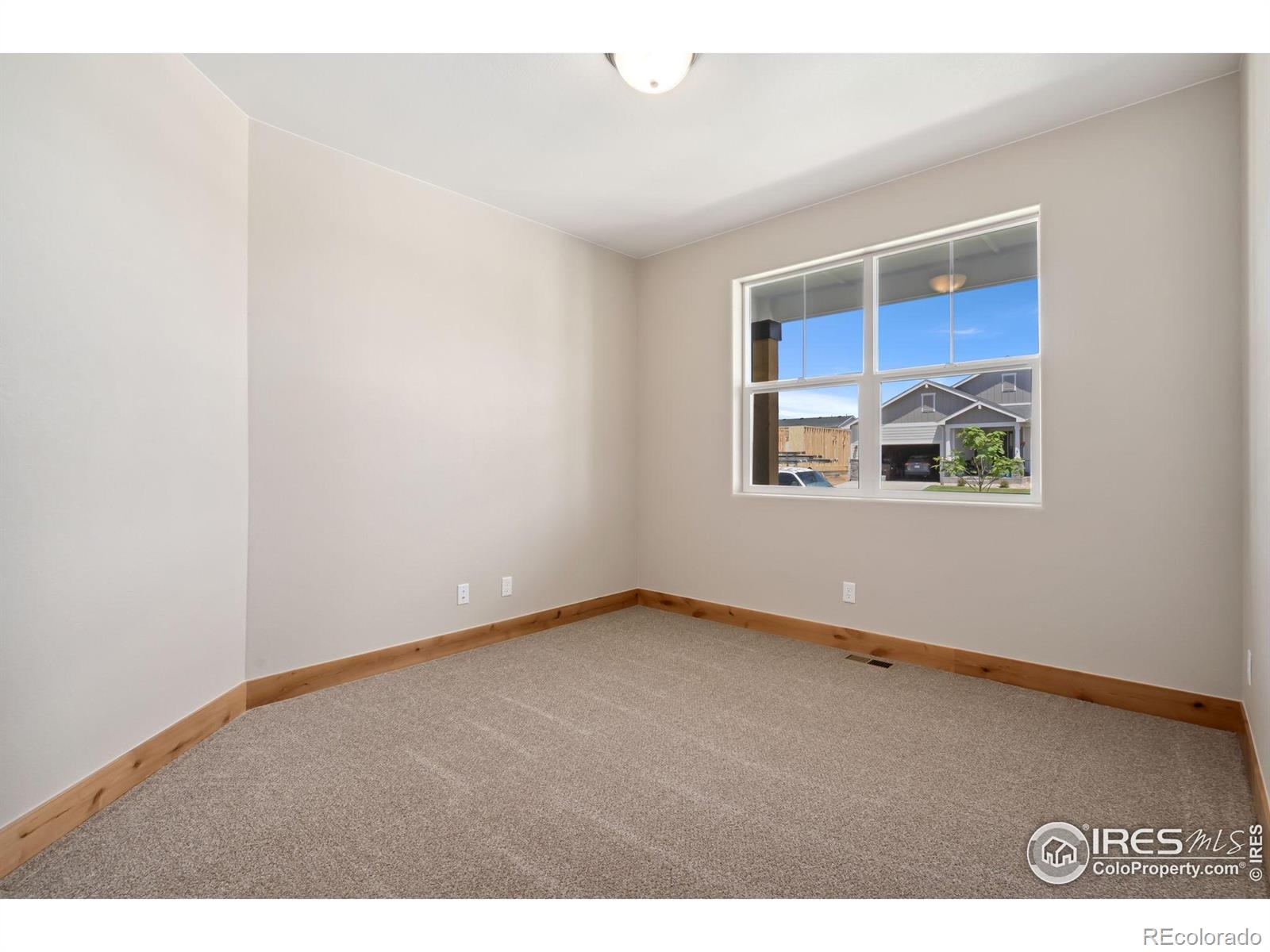 MLS Image #16 for 809  loess lane,windsor, Colorado