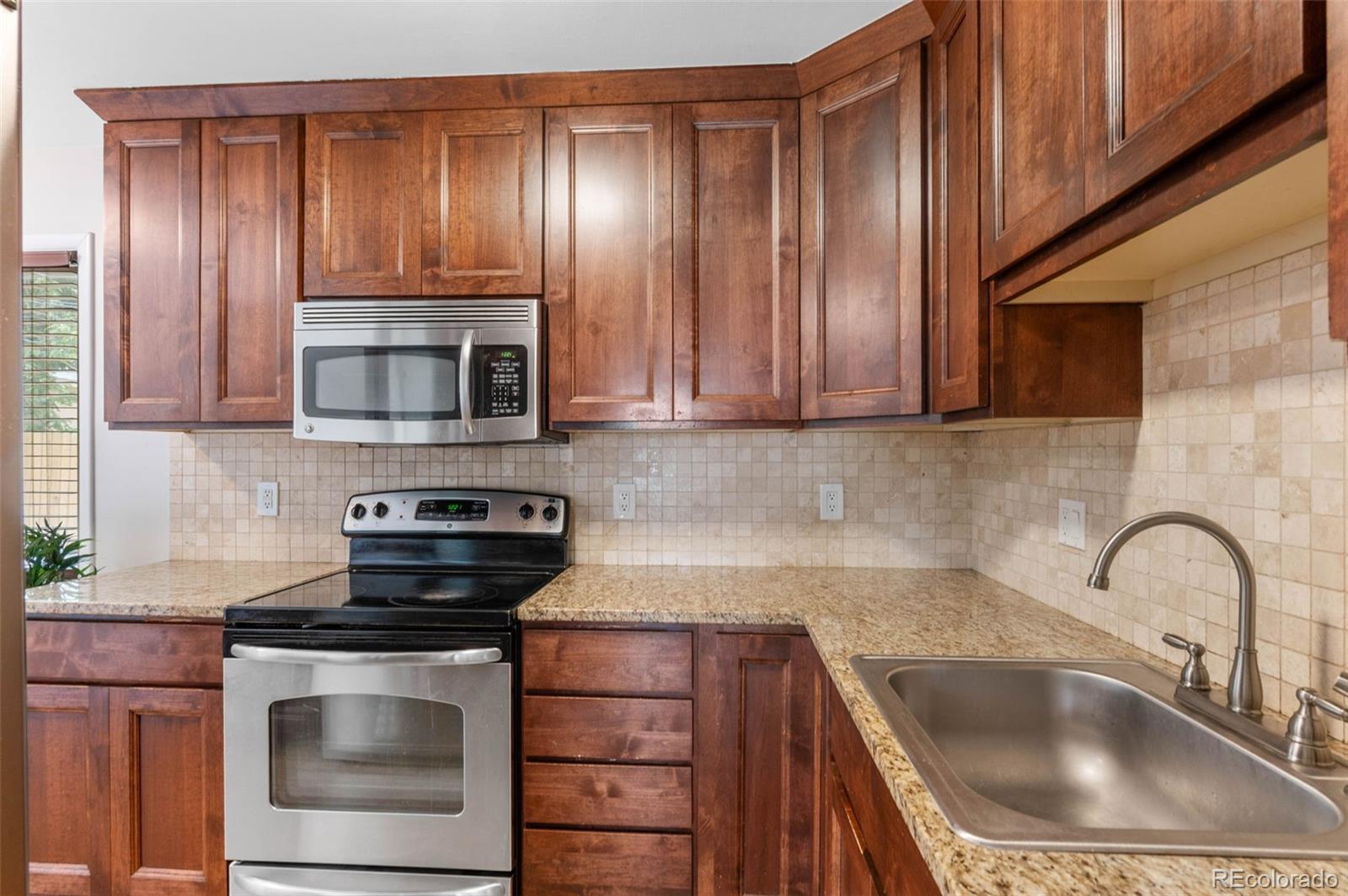 MLS Image #5 for 995  ironton street,aurora, Colorado