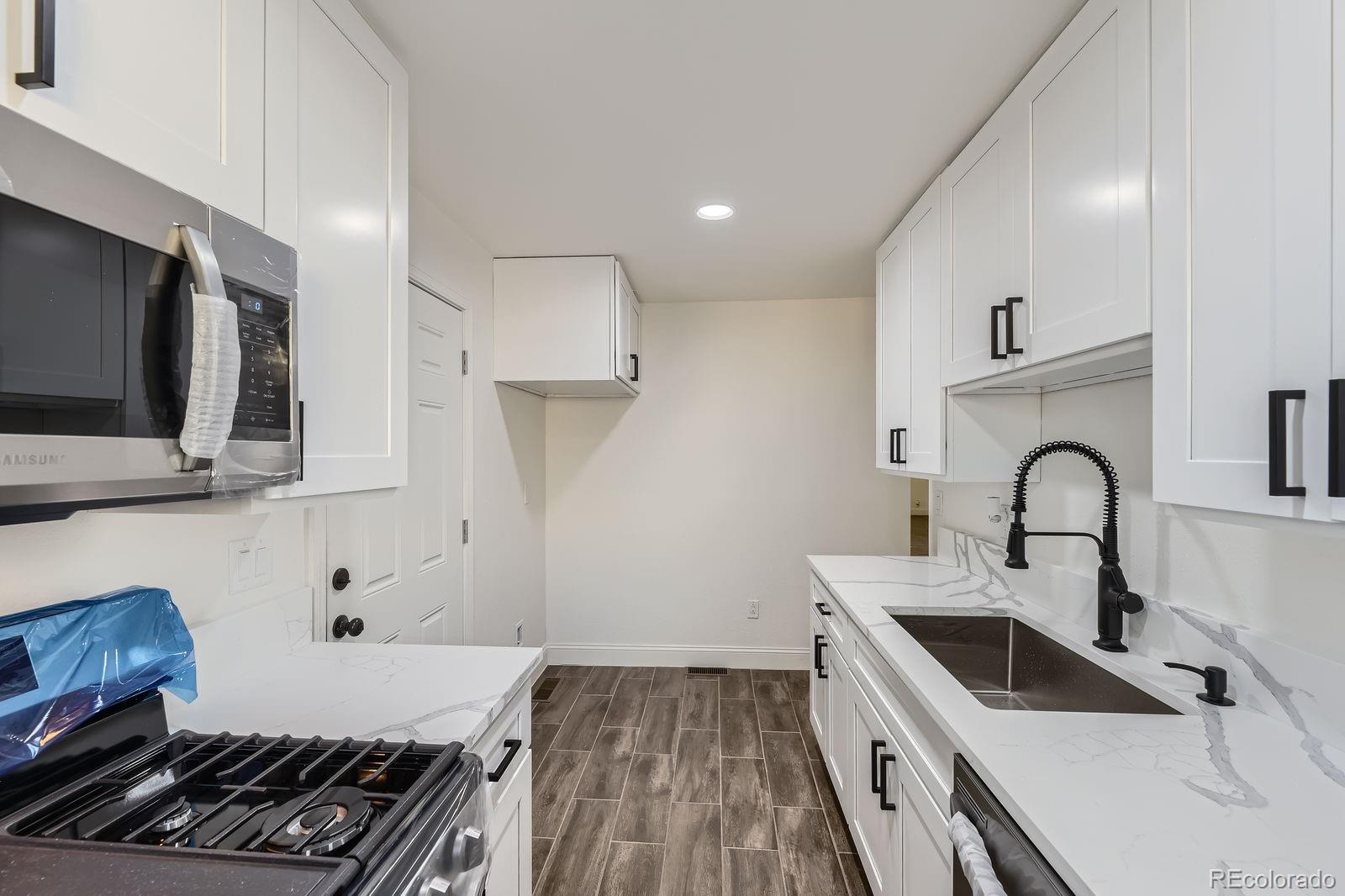 MLS Image #16 for 4024  milwaukee street,denver, Colorado