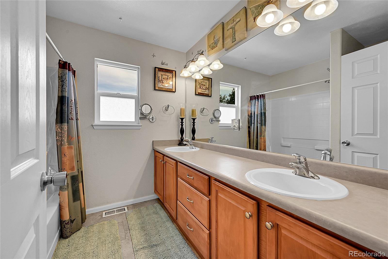 MLS Image #15 for 19687 e 50th avenue,denver, Colorado
