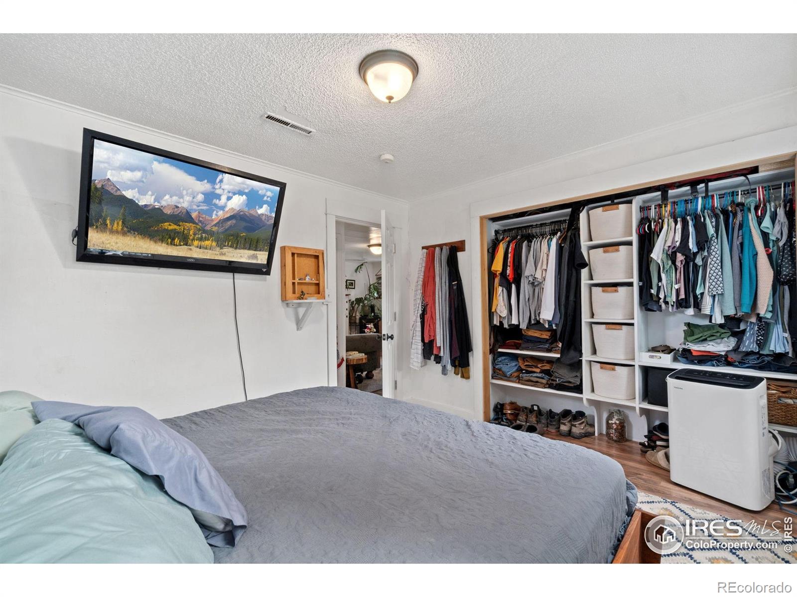 MLS Image #11 for 2833 n overland trail,laporte, Colorado