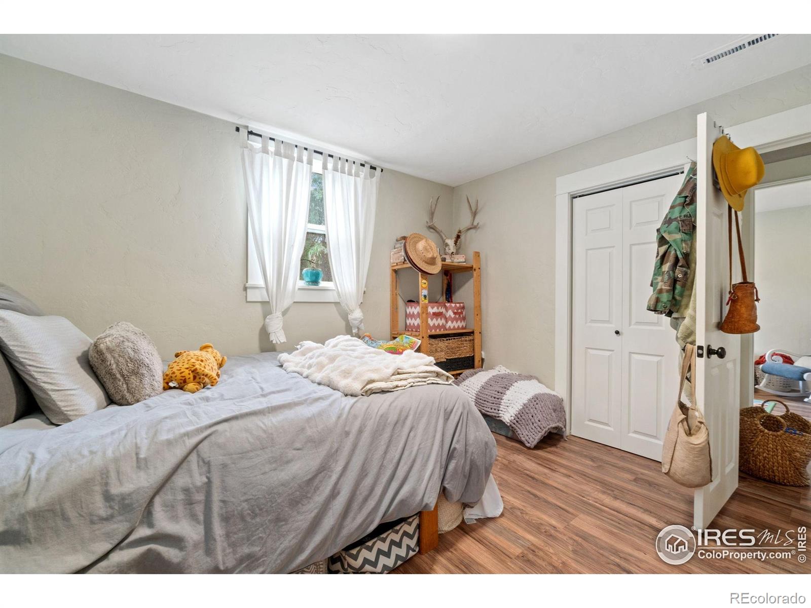 MLS Image #22 for 2833 n overland trail,laporte, Colorado