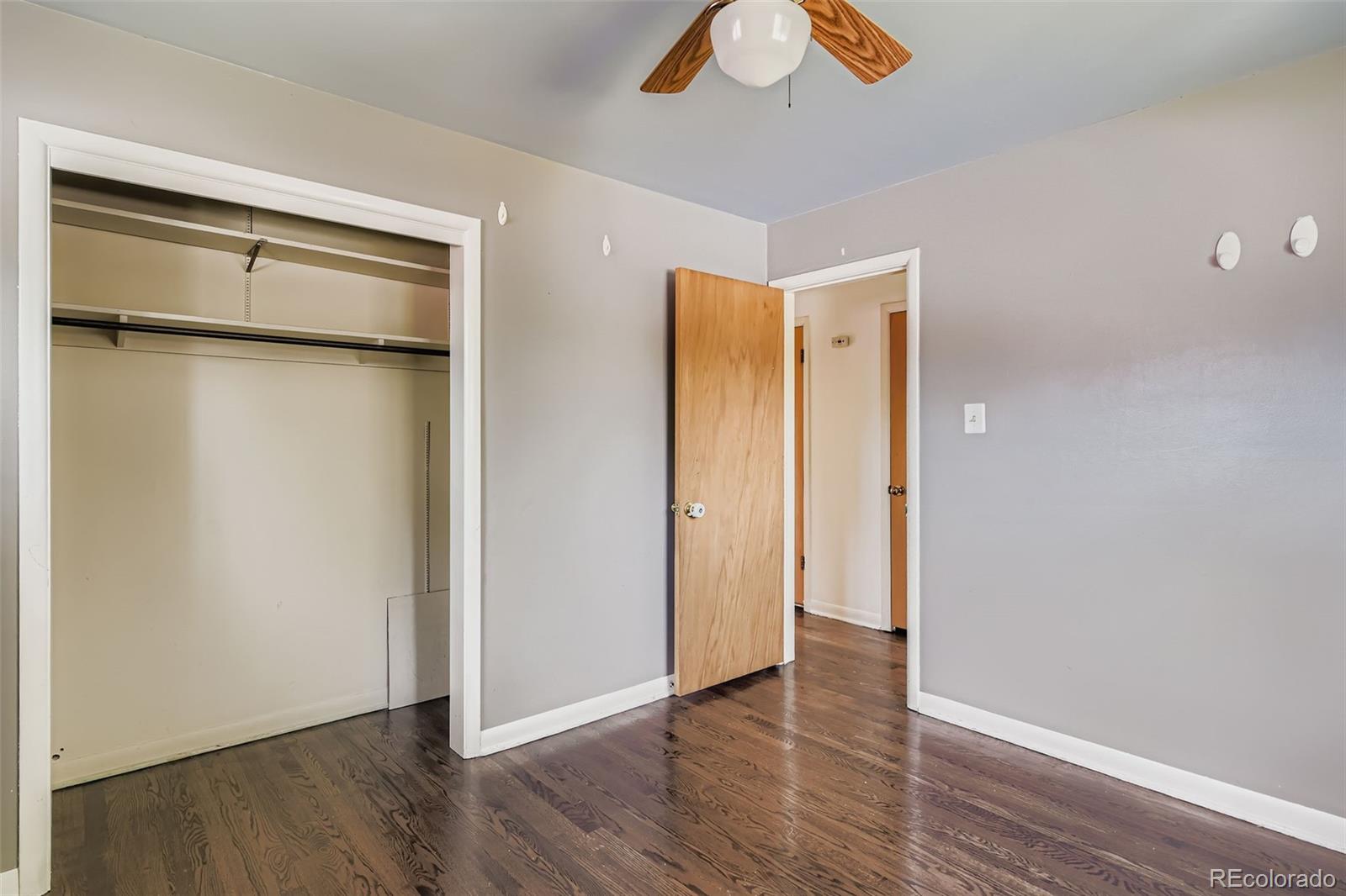 MLS Image #13 for 2511 s vrain street,denver, Colorado