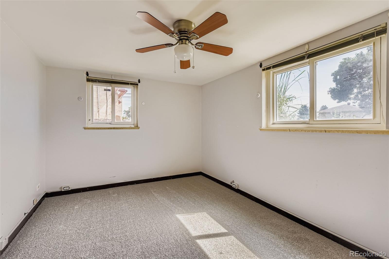 MLS Image #17 for 2511 s vrain street,denver, Colorado