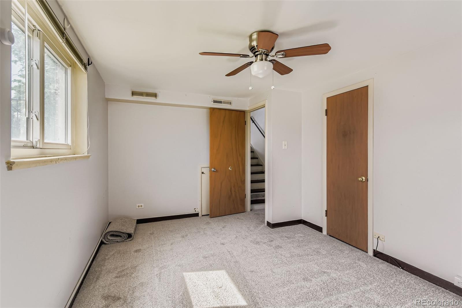 MLS Image #18 for 2511 s vrain street,denver, Colorado