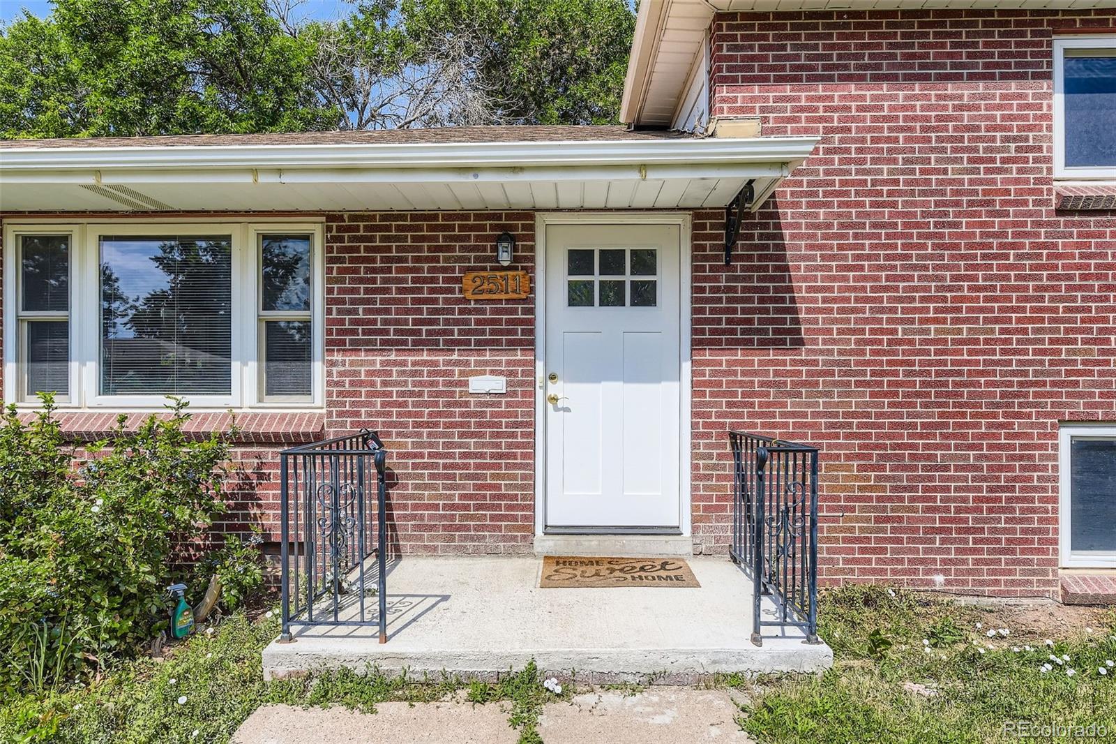 MLS Image #2 for 2511 s vrain street,denver, Colorado
