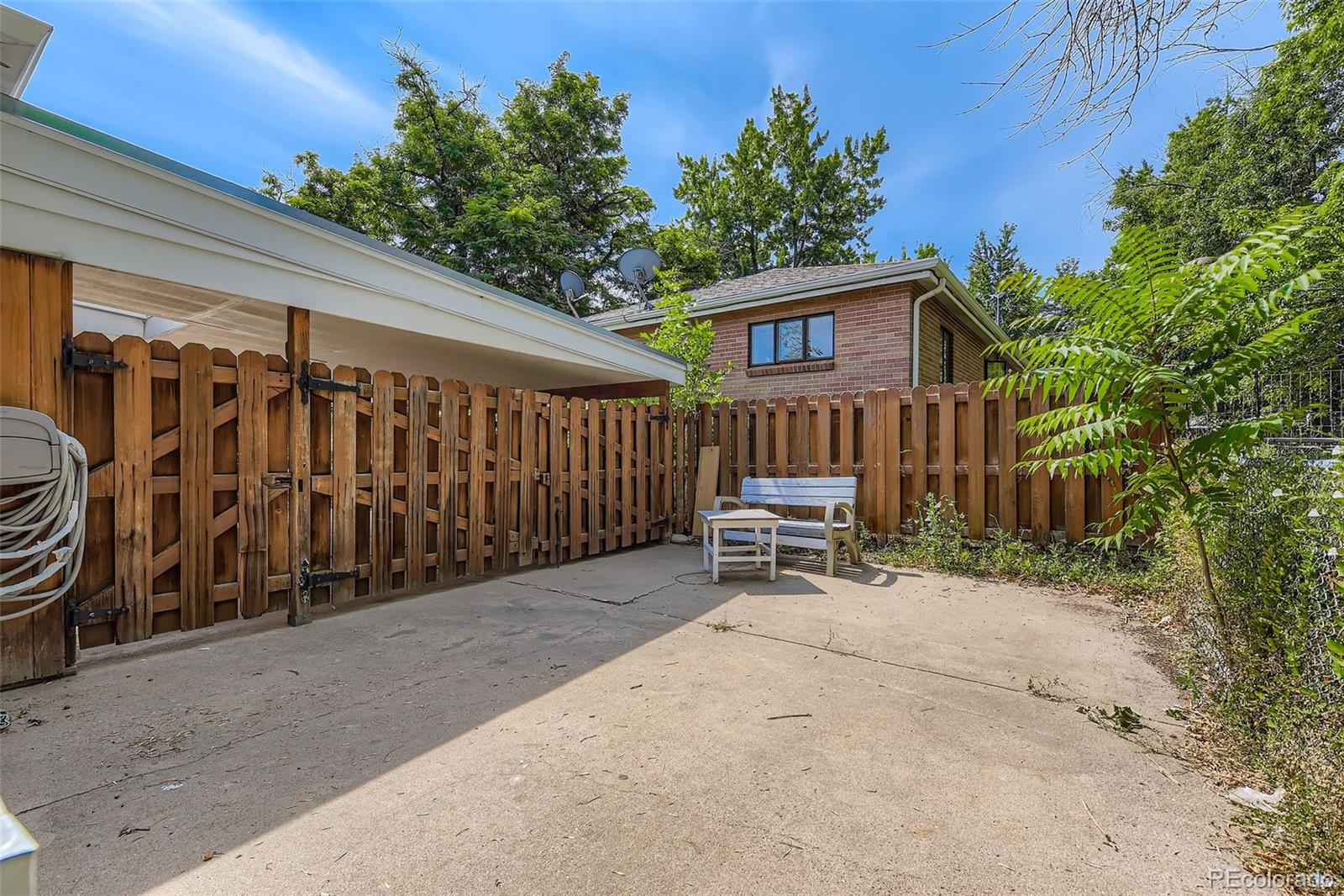 MLS Image #23 for 2511 s vrain street,denver, Colorado