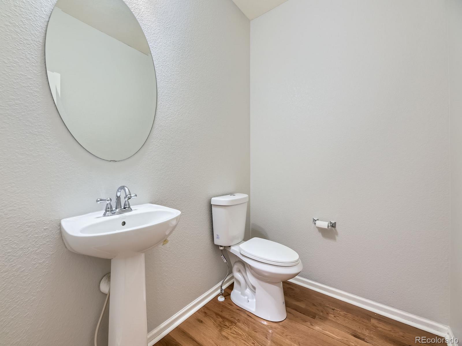 MLS Image #11 for 581 n flat rock circle,aurora, Colorado