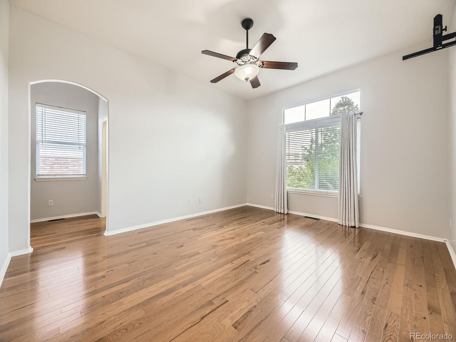 MLS Image #12 for 581 n flat rock circle,aurora, Colorado