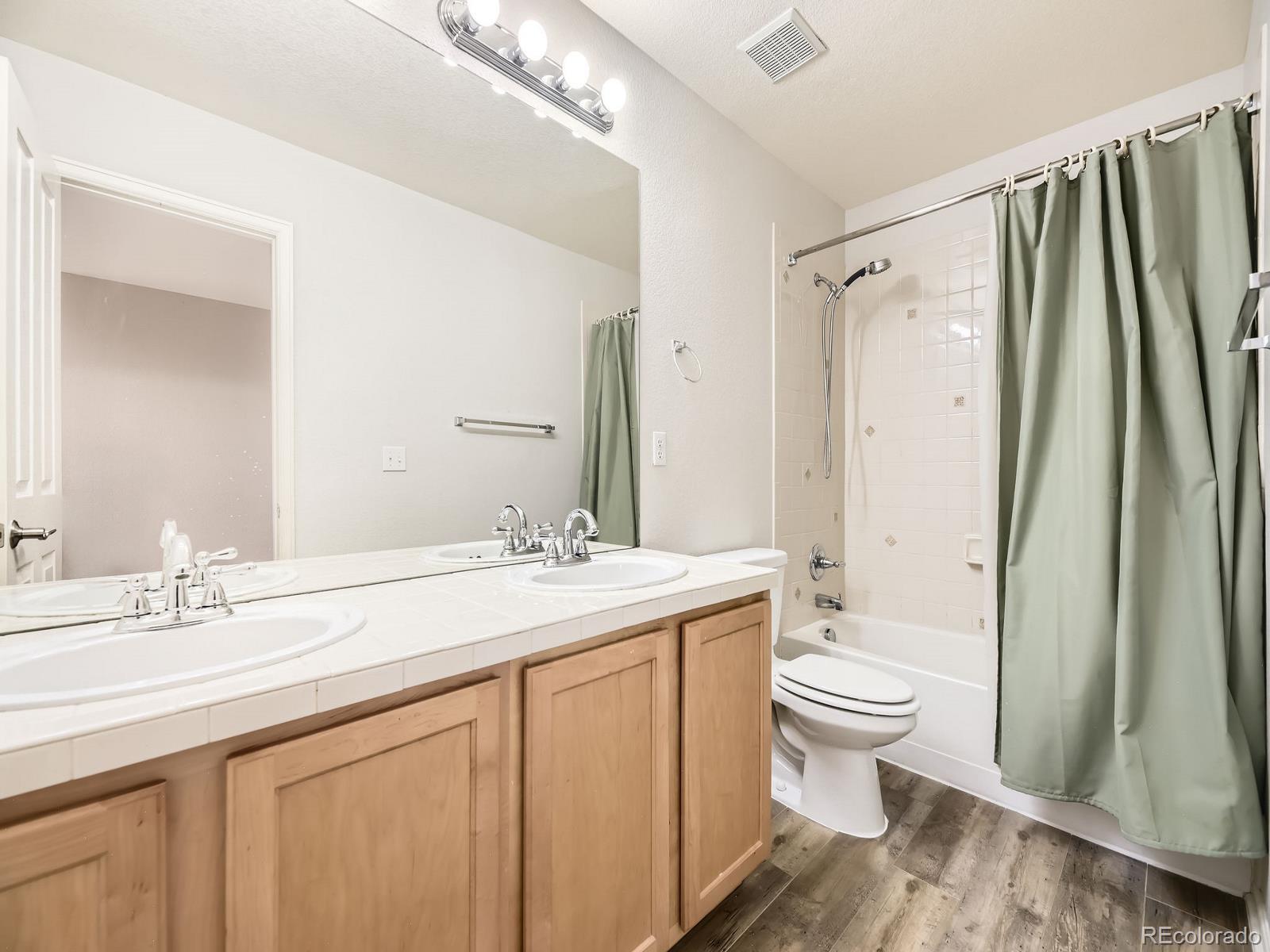MLS Image #22 for 581 n flat rock circle,aurora, Colorado