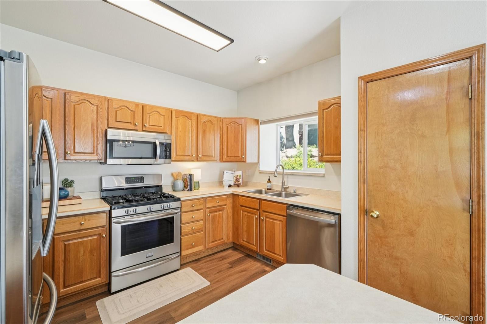 MLS Image #12 for 5447  lions gate lane,colorado springs, Colorado