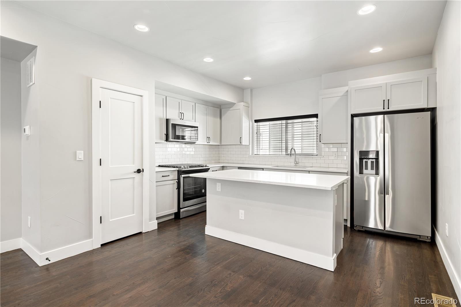 MLS Image #8 for 3820 n olive street,denver, Colorado