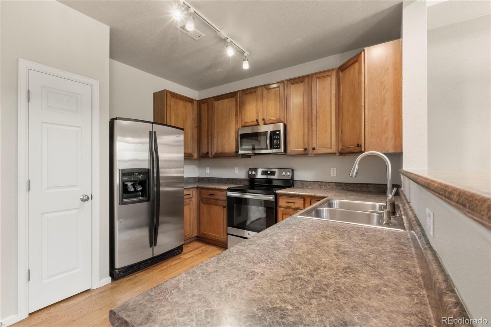 MLS Image #7 for 12778  jasmine street,thornton, Colorado