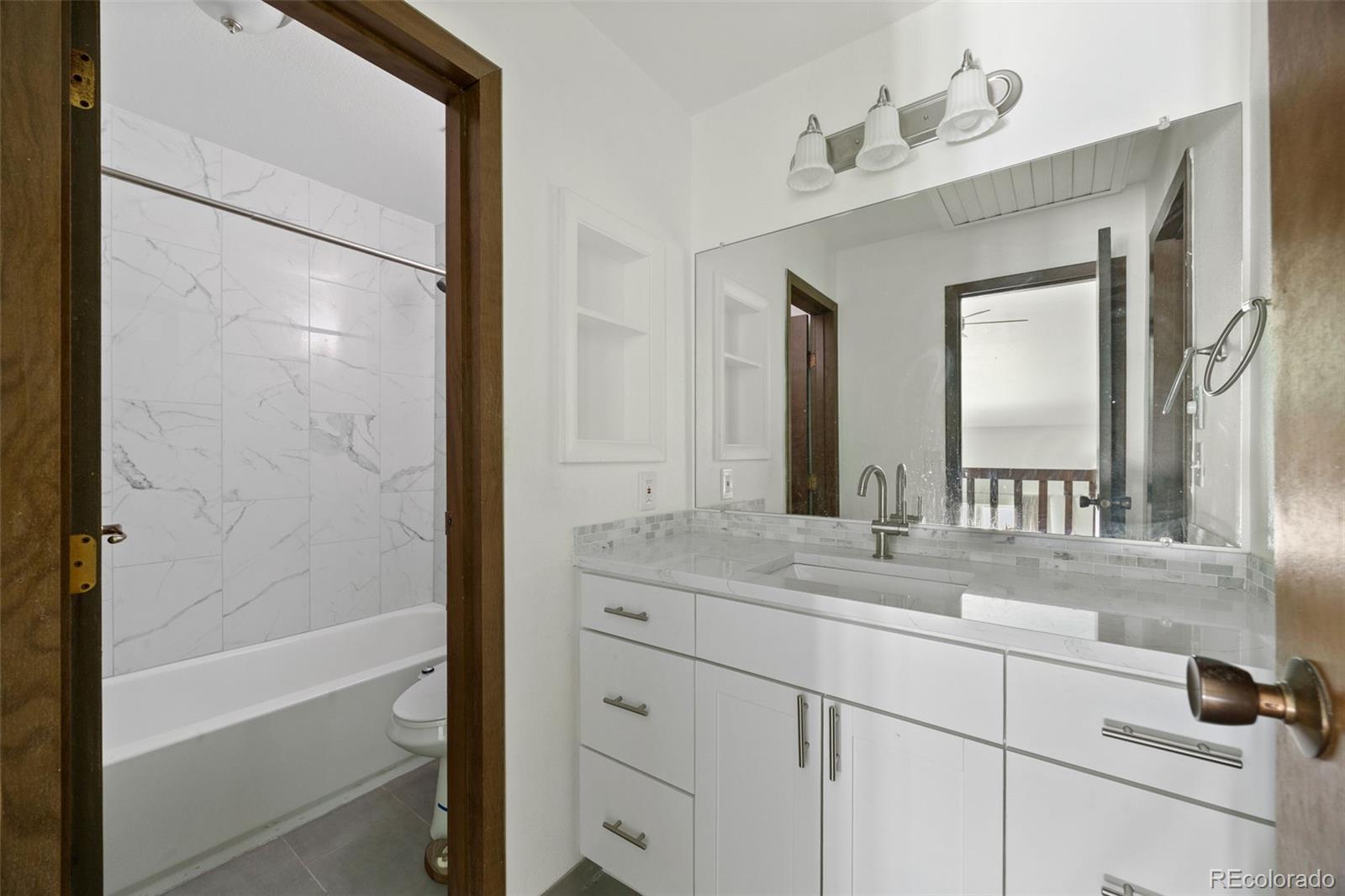 MLS Image #17 for 3550 s harlan street 363,denver, Colorado