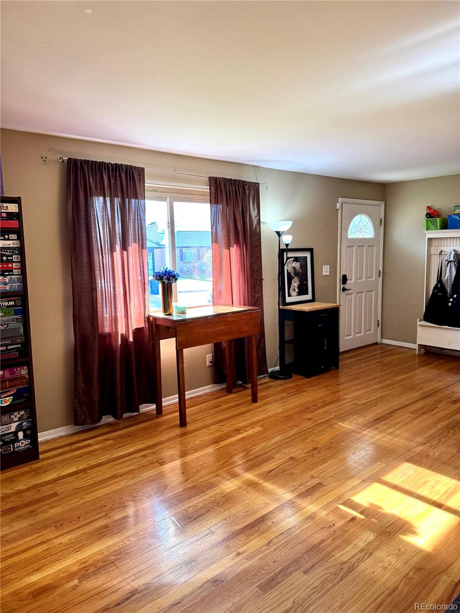 MLS Image #4 for 6616 s lincoln street,centennial, Colorado